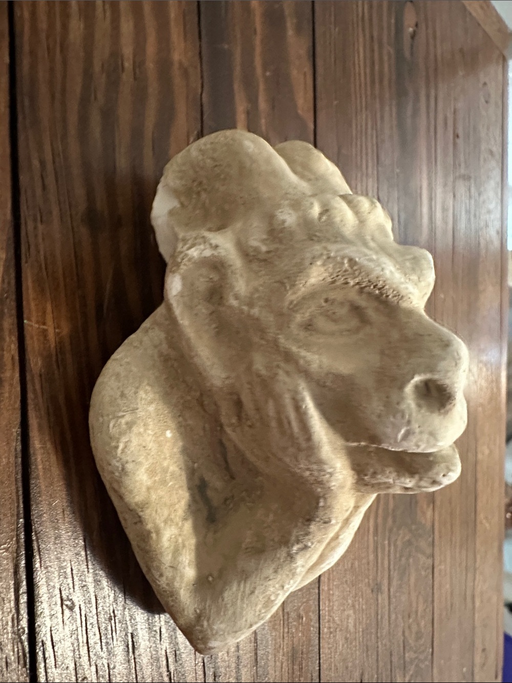 White Stone Gargoyle Wall Accent Sculpture - Home Art - Picture 2 of 7